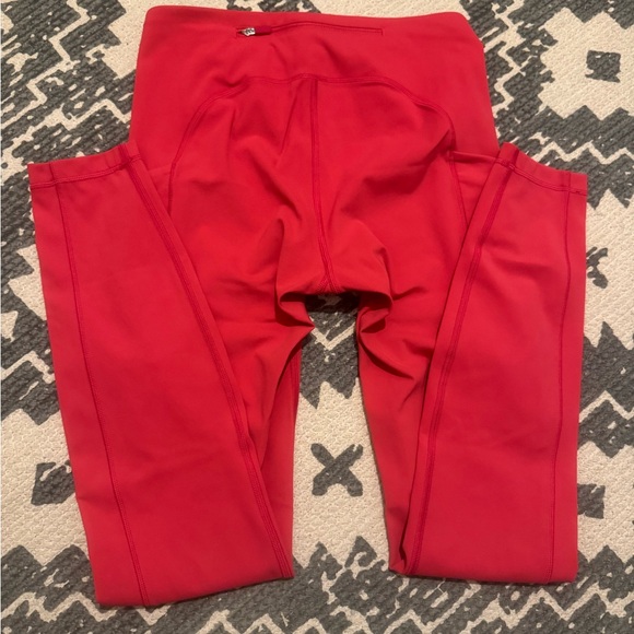 Lululemon Speed Up MR Tight 28” Size 4 - Picture 3 of 6